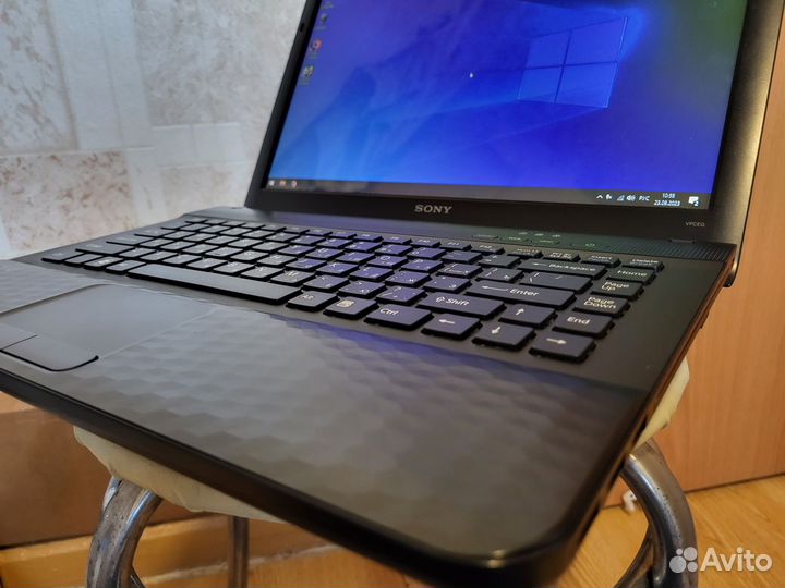 Ноутбук Sony vaio i5/4/320/g410