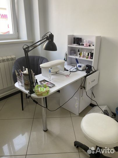 Стол для маникюра