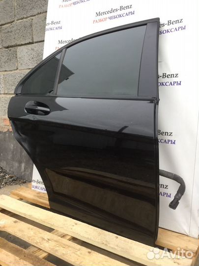 Задняя правая дверь Mercedes w204 w212