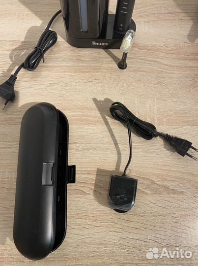 Электрическая зубная щетка philips sonicare