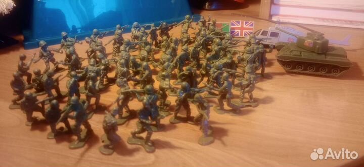 Набор солдатиков пластмассовые
