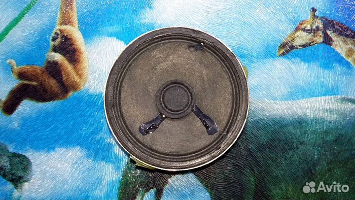 Маленький динамик - 57мм. (8 Ом-0,5 Вт.)