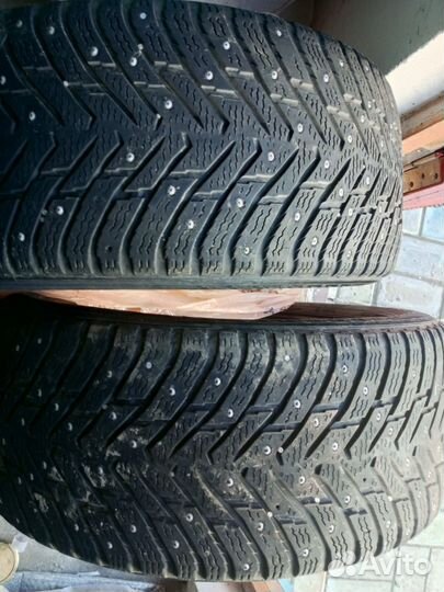 Nokian Tyres Hakkapeliitta 8 235/50 R17