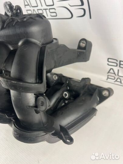 Коллектор впускной Ford Focus 3 CB8 1.6L duratec