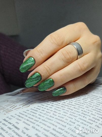 Нужна модель на маникюр