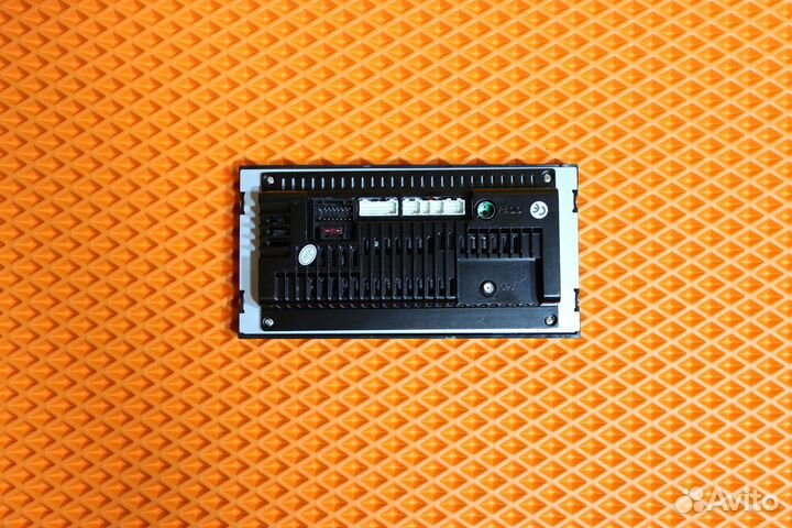 Магнитола Тойота 2-32гб размер 200*100