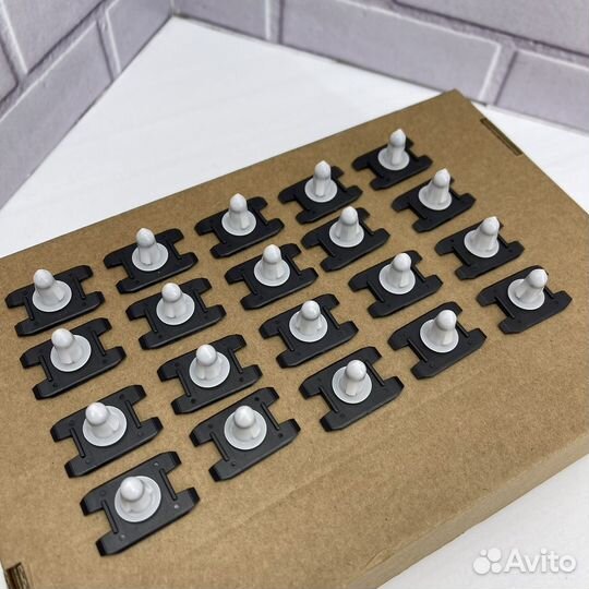 BMW E38 Клипсы порогов (22шт.)