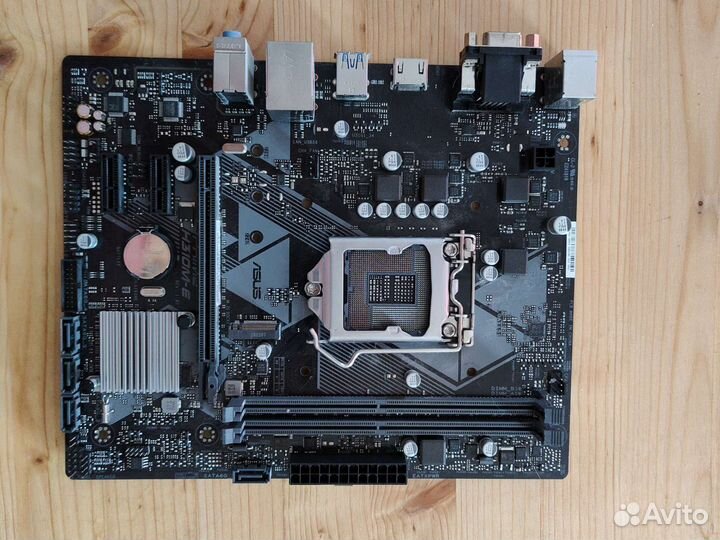 Материнская плата asus