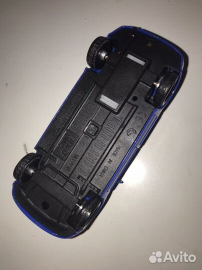 Автомобиль