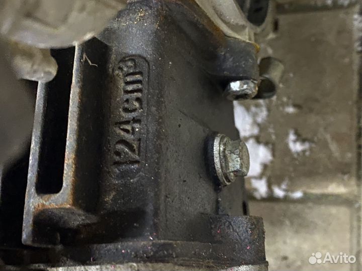 Двигатель yx125