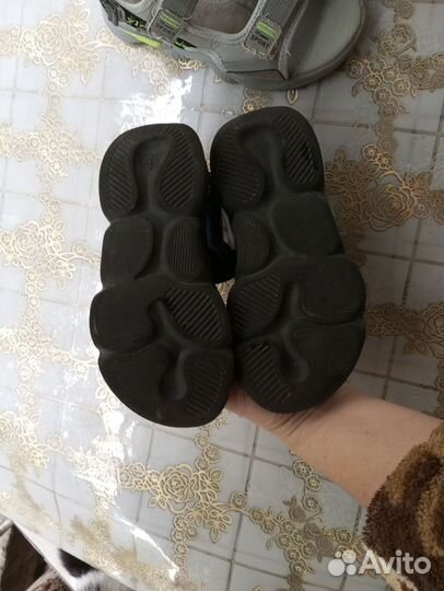 Кожаные сандалии 32 р. 2 пары