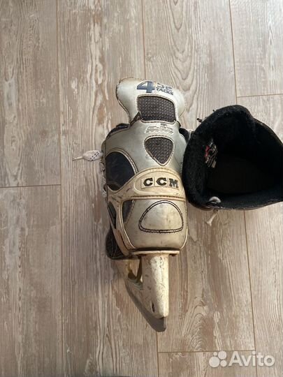 Хоккейные коньки ccm