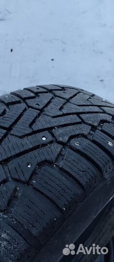 Pirelli Ice Zero 235/65 R17