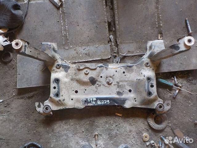 Подрамник Ford Focus 3