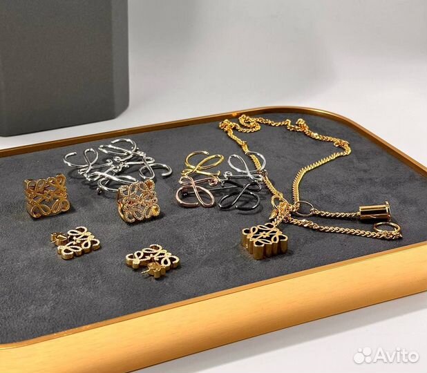 Кулон Брошь Loewe