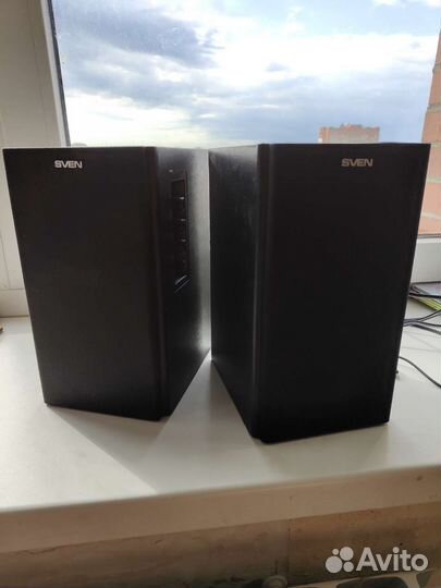 Акустические колонки sven