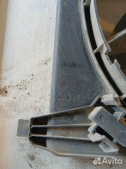 Вентилятор охлаждения радиатора Megane 2