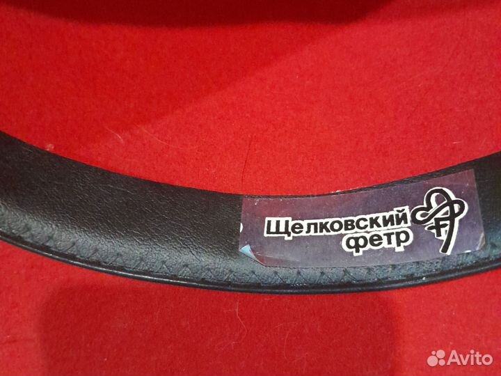 Шляпа фетровая