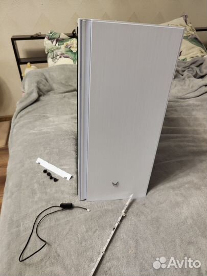 Formula CL-3302W RGB Белый