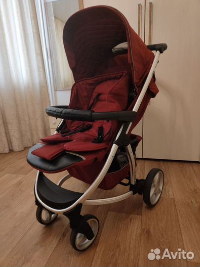 Коляска прогулочная всесезонная