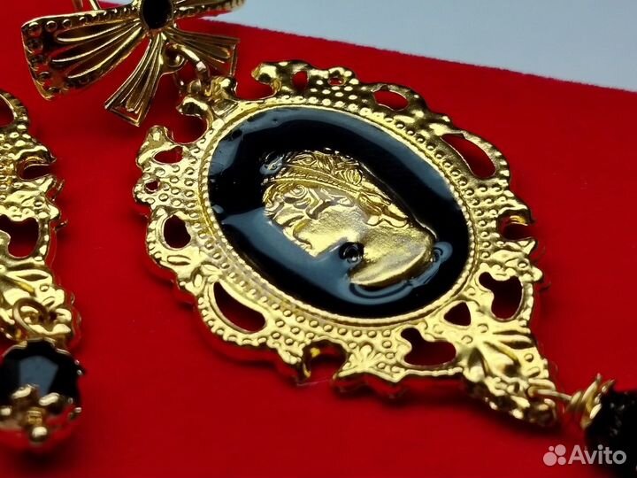 Серьги с образом романовы золотые