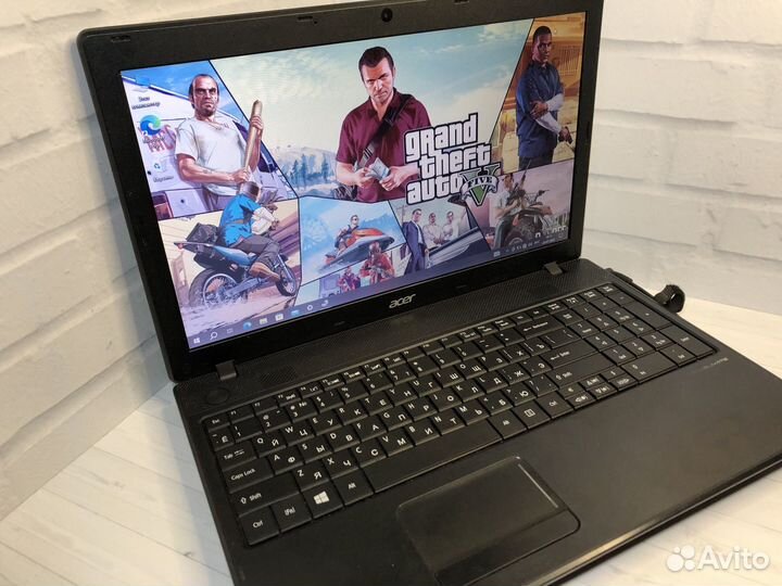 Мощный игровой ноутбук i5/2 видеокарты