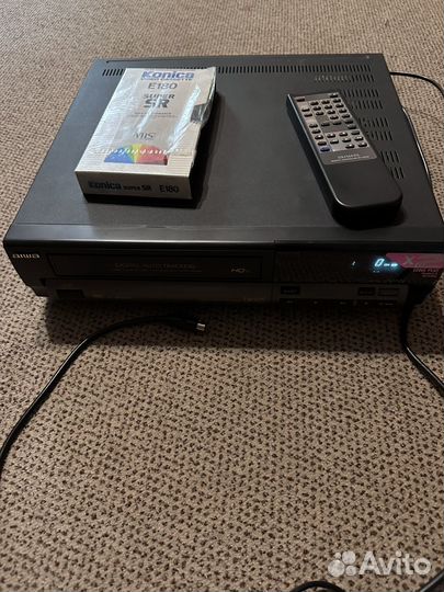 Видеомагнитофон aiwa