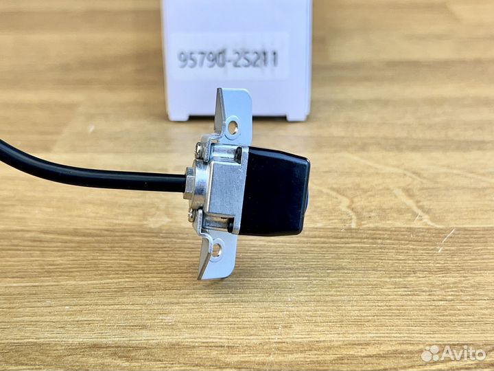 Камера заднего вида Hyundai IX35 957902S211