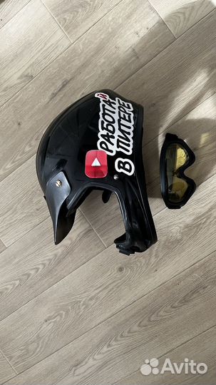 Шлем с креплением для камеры +очки