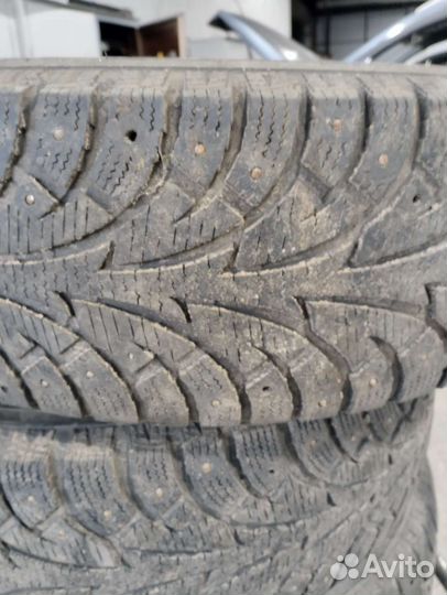 Hankook Winter I'Pike 215/65 R16