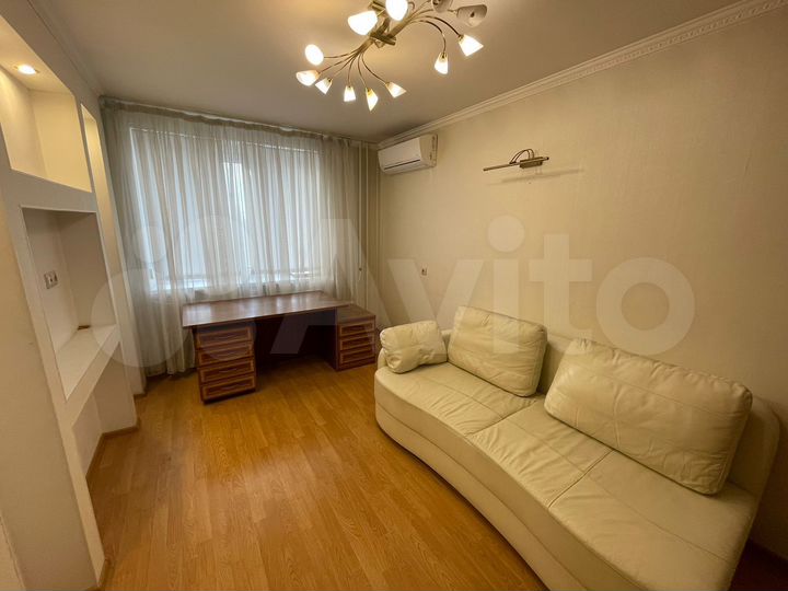 3-к. квартира, 85 м², 5/14 эт.