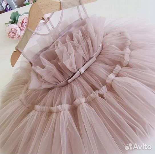 Праздничное платье для девочки