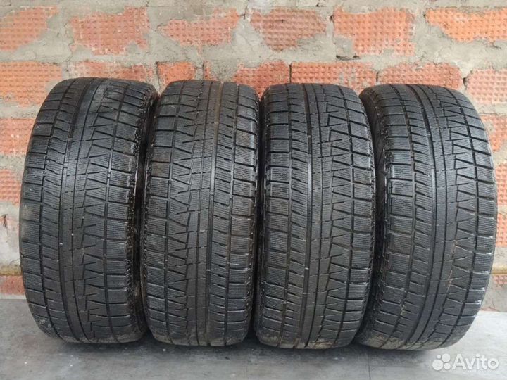 Bridgestone Blizzak Revo GZ 225/50 R17