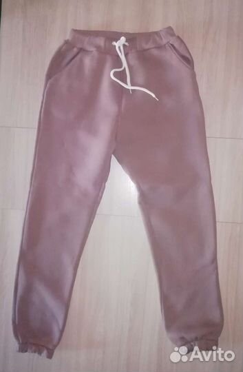 Спортивный костюм женский