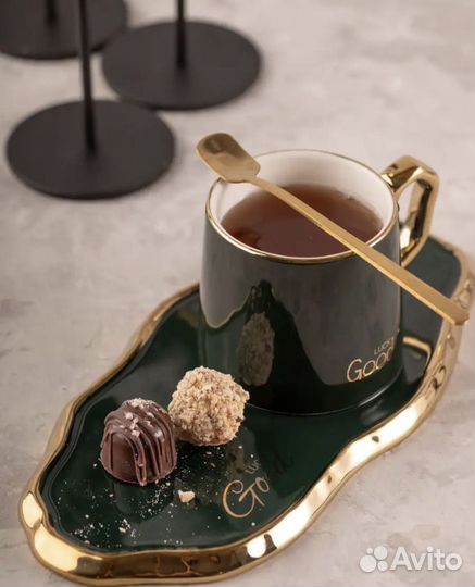 Кружка с блюдцем и ложкой