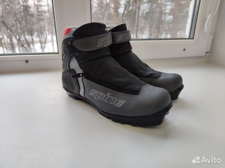 Лыжные ботинки Spine Rider 295 SNS