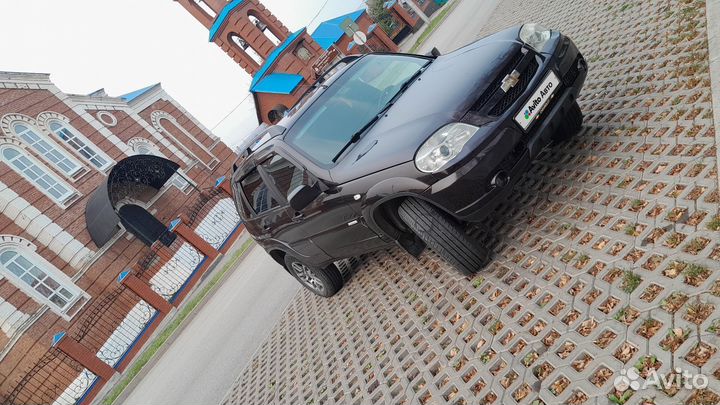 Chevrolet Niva 1.7 МТ, 2011, 147 000 км