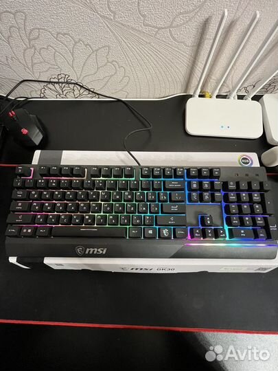 Игровая механическая клавиатура MSI