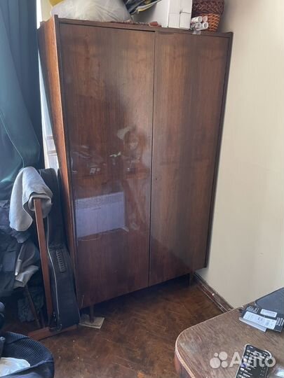 Два Советских Шкафа