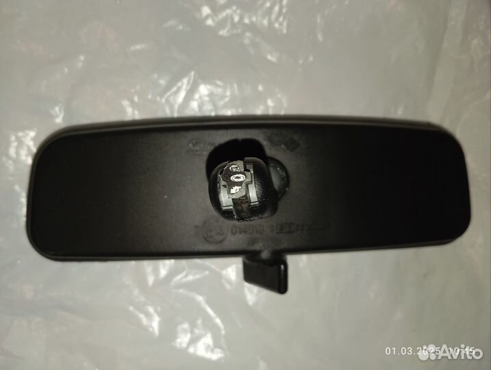Зеркало заднего вида салонное