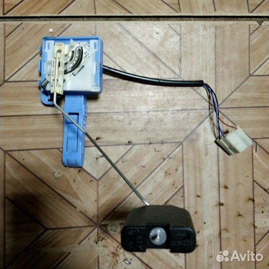 Датчик уровня топлива Tuareg NF