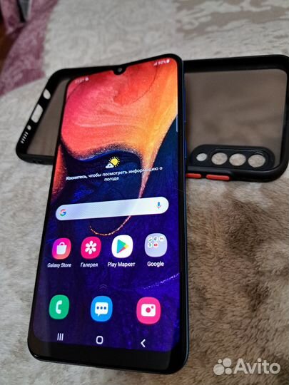 Samsung Galaxy A50, 4/128 ГБ
