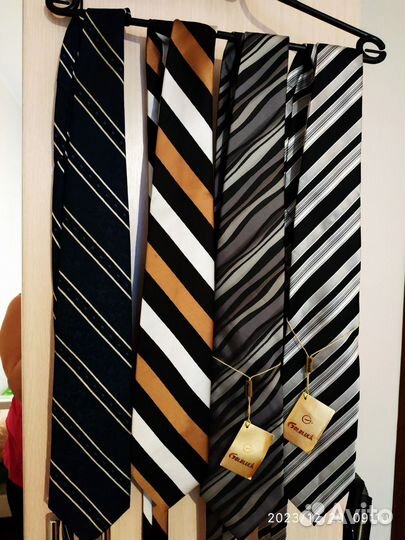 Галстук мужской шелковый