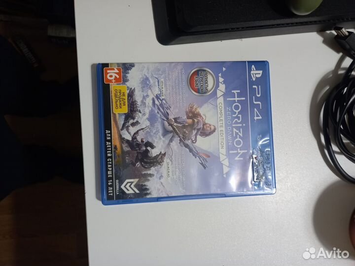 Sony playstation 4 slim