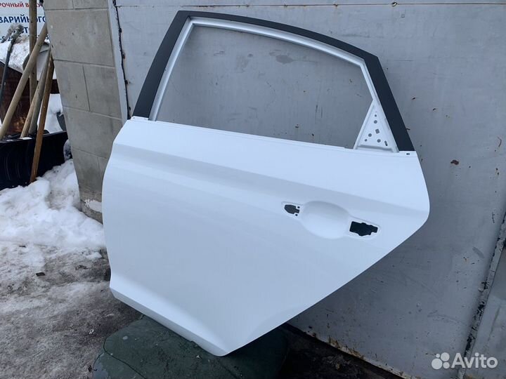 Задняя левая дверь Hyundai Solaris 2 Оригинал