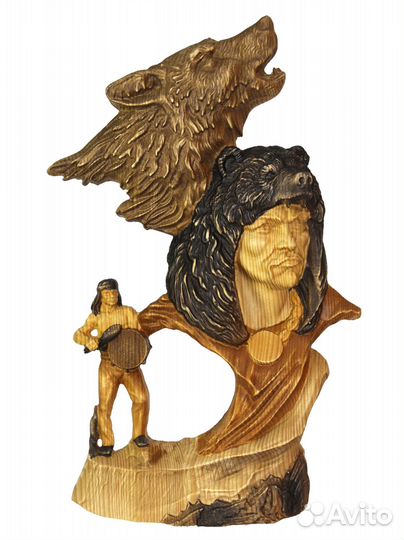 Резное панно из дерева 