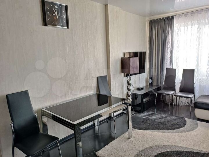 2-к. квартира, 77 м², 2/12 эт.