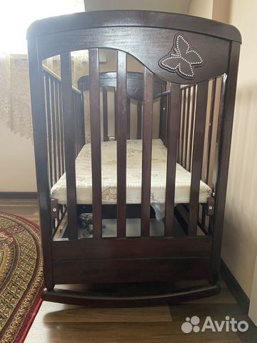 Детская кроватка
