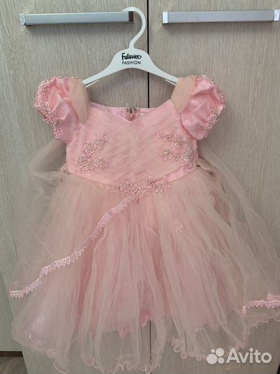 Платье праздничное