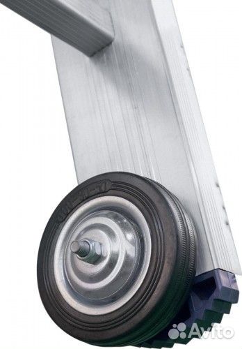 Лестница выдвижная трехсекционная алюмет 3323 3х23 с тросом 3323